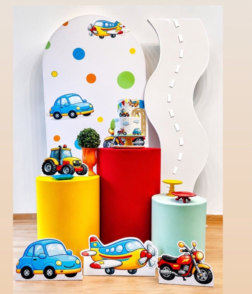 Decoração Pegue e Monte Tema Carrinhos - Maya Locações Piracicaba