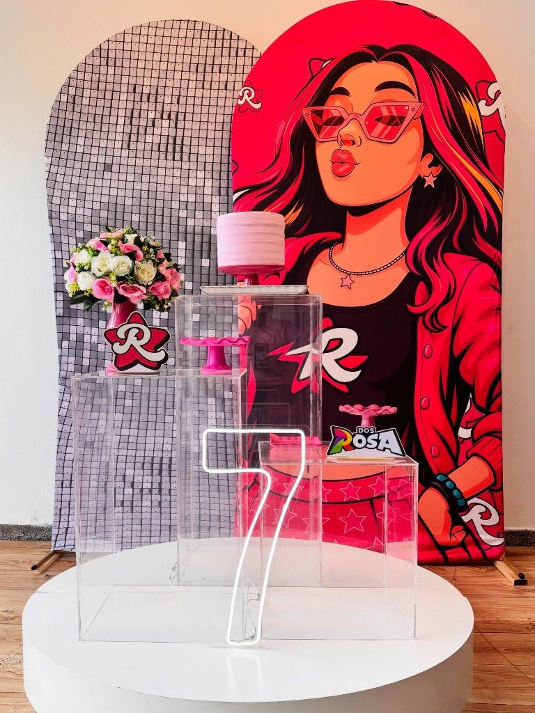 Decoração Pegue e Monte Tema Rosa - Maya Locações Piracicaba